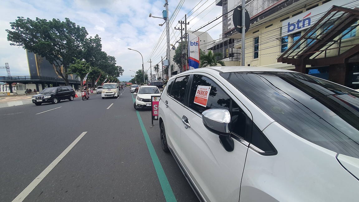 Dishub Jember Wacanakan Derek Kendaraan yang Parkir Sembarangan, Ini Penjelasannya