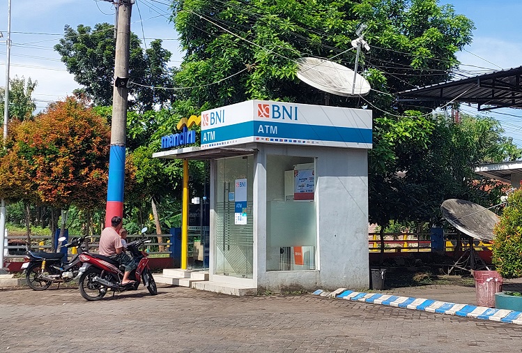 Warga Tanggul Jember Kehilangan Motor Saat Ambil Uang di ATM