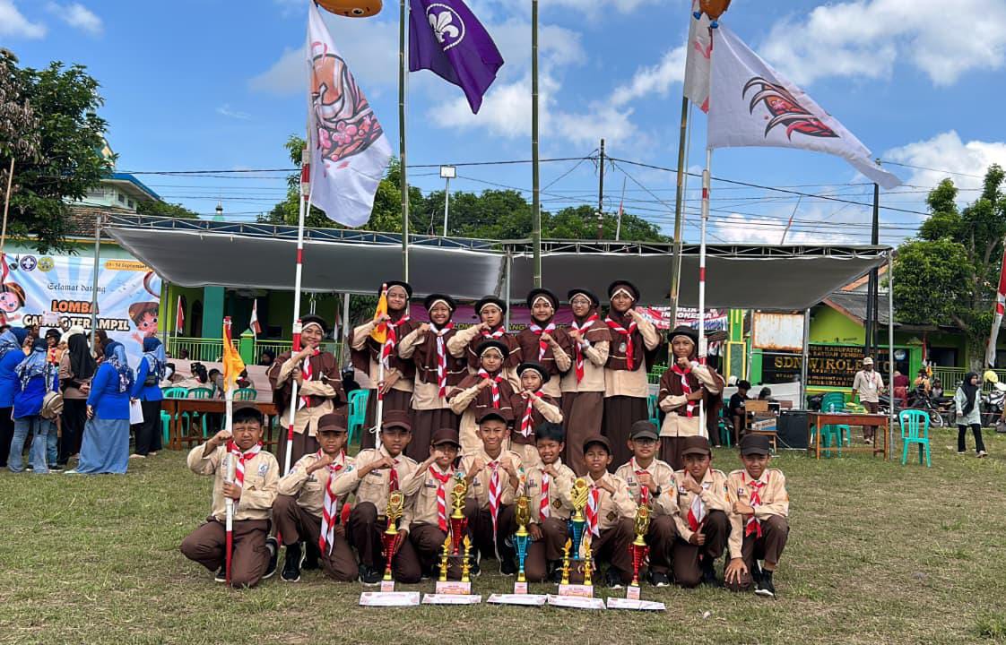 Regu Pramuka SDIT Harapan Umat Jember Sukses Raih 5 Piala di Lomba Galang Terampil Kwarran Sumbersari 2025