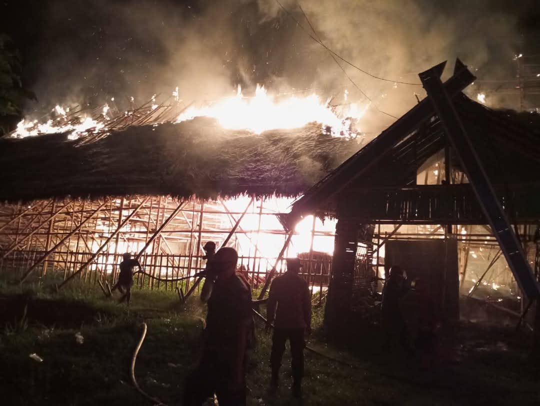 Kandang Berisi 34 Ribu Ekor Ayam di Semboro Jember Terbakar, Pemilik Rugi Miliaran