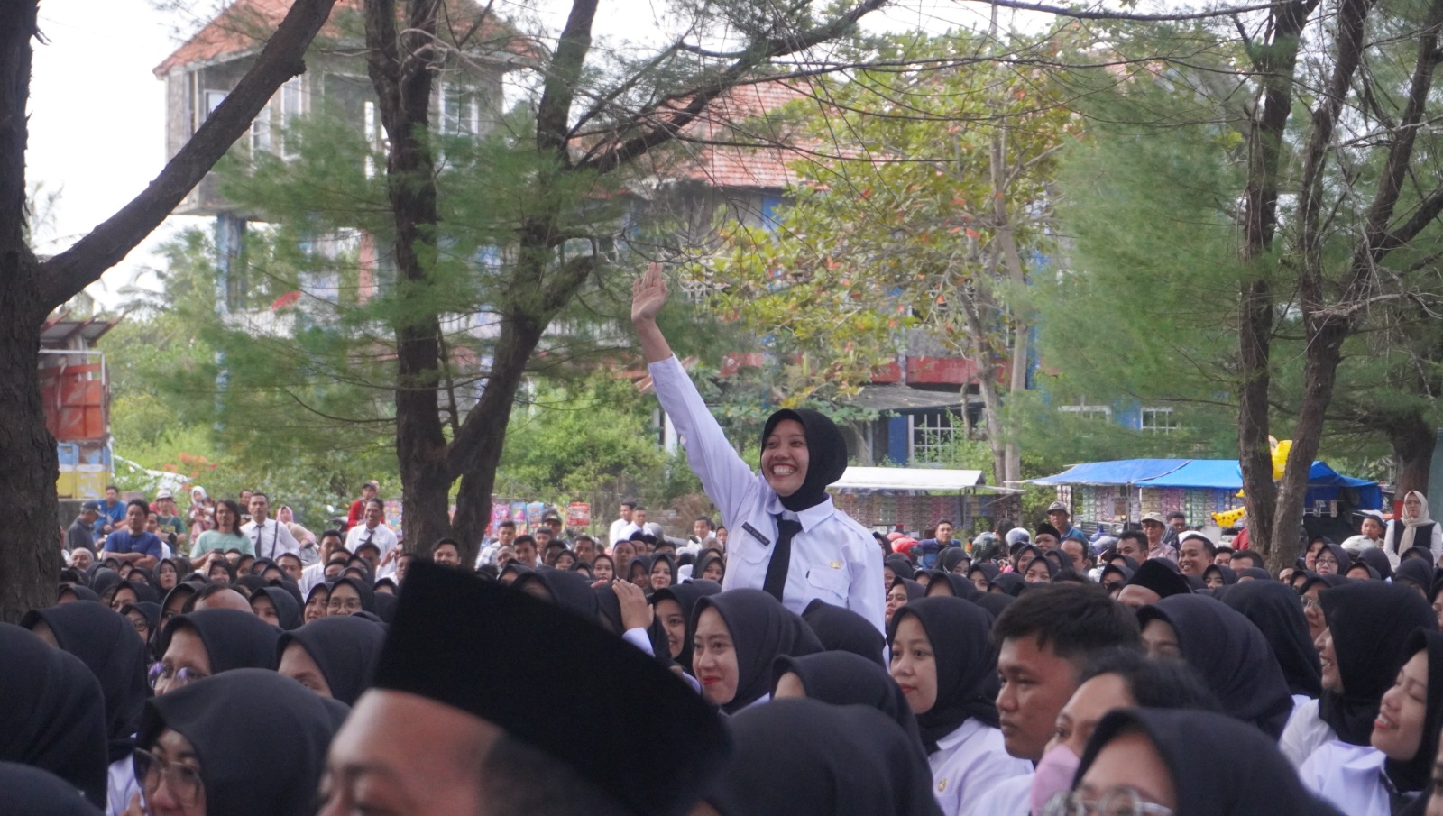 PPPK Baru Terima SK, tapi Langsung Tanya Gaji 13, Apa Jawaban Bupati Jember Gus Fawait?