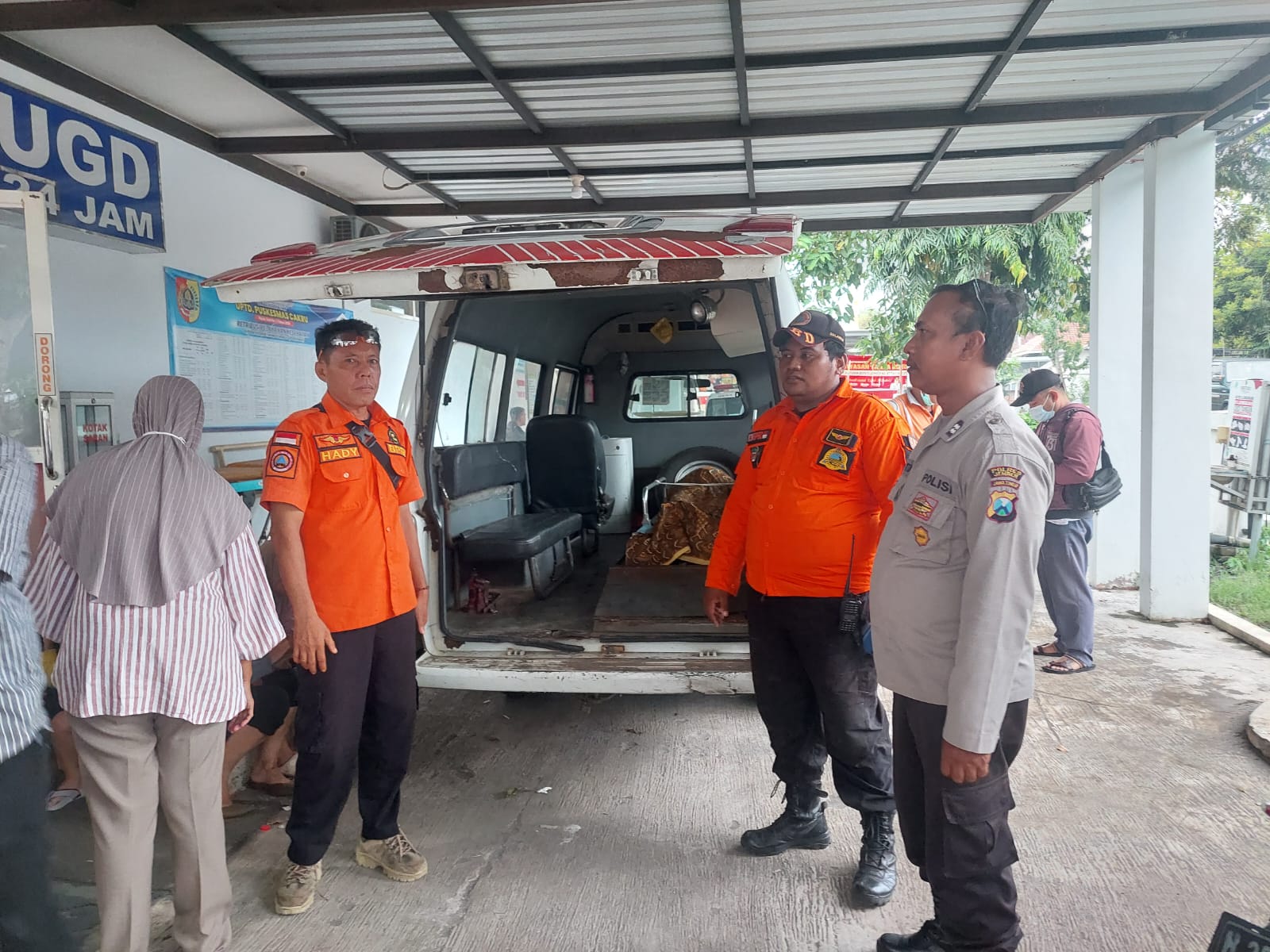 Hari Raya Kedua, Warga Gresik Terseret Ombak di Pantai Paseban Jember, 1 Meninggal Dunia