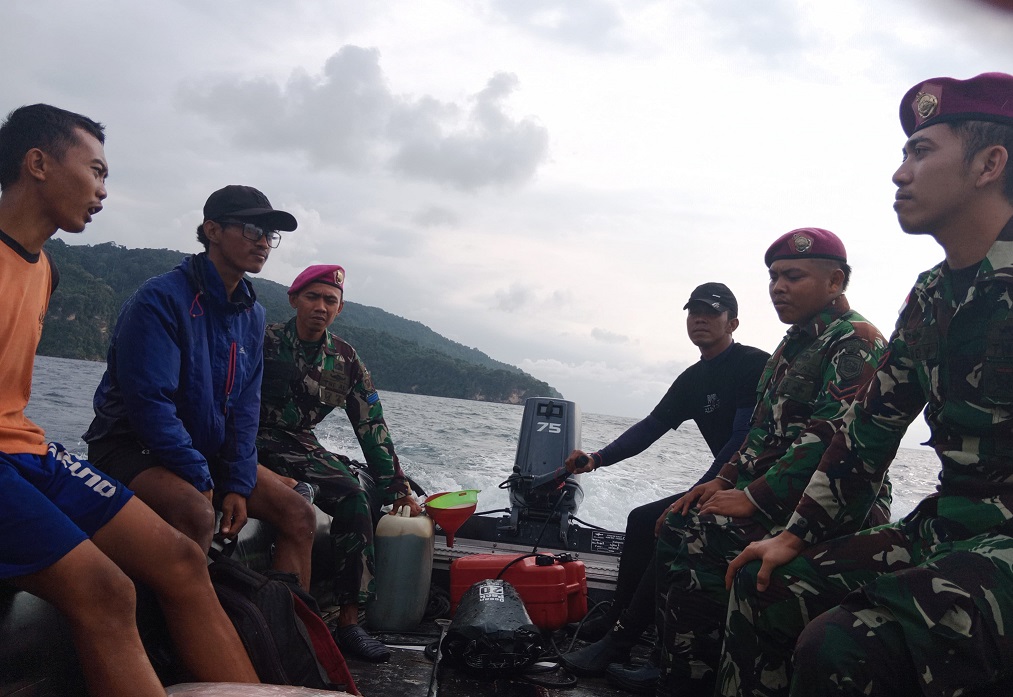 Dua Pemuda Luar Kota Terdampar di Pulau Nusa Barong Jember setelah Melompat dari Kapal