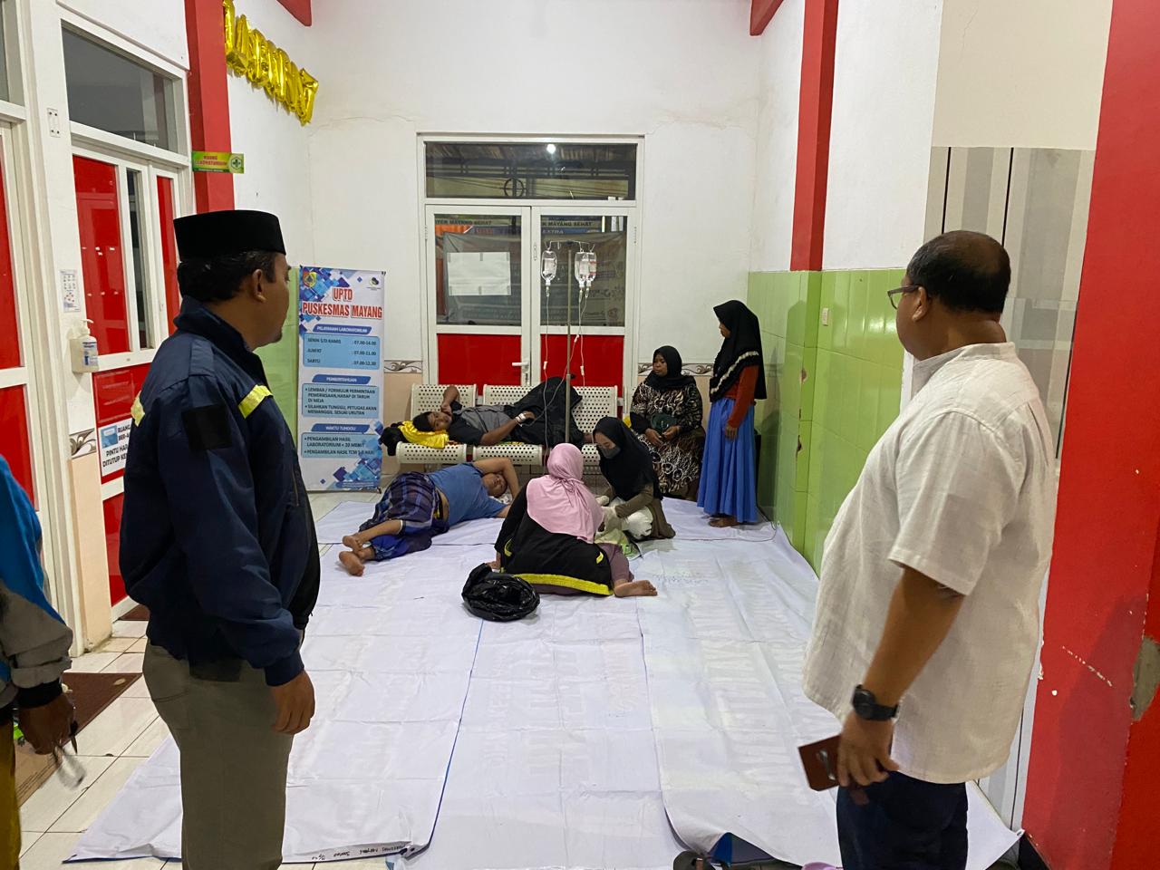 Setelah Makan Nasi Kotak Takjil, Puluhan Orang di Jember Keracunan