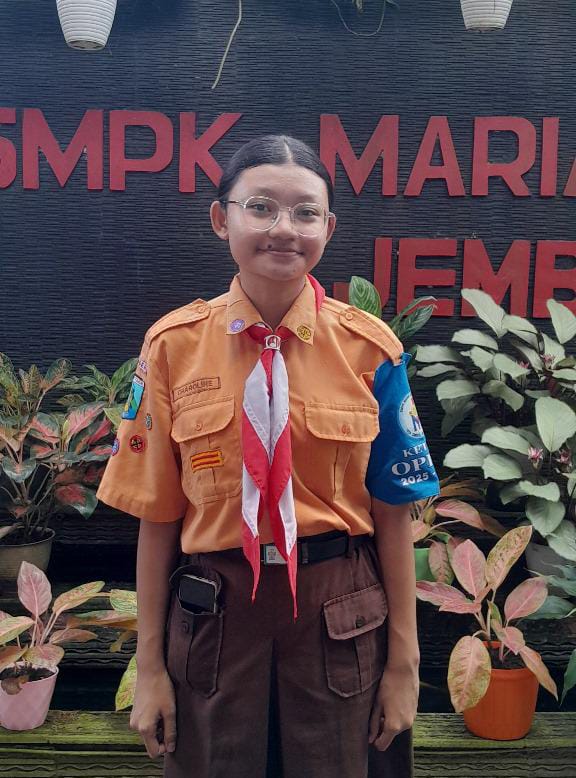 Ketua OSIS SMP Katolik Maria Fatima Jember, Charoline Loanna Ukir Prestasi Bidang Orasi Kebangsaan di Surabaya