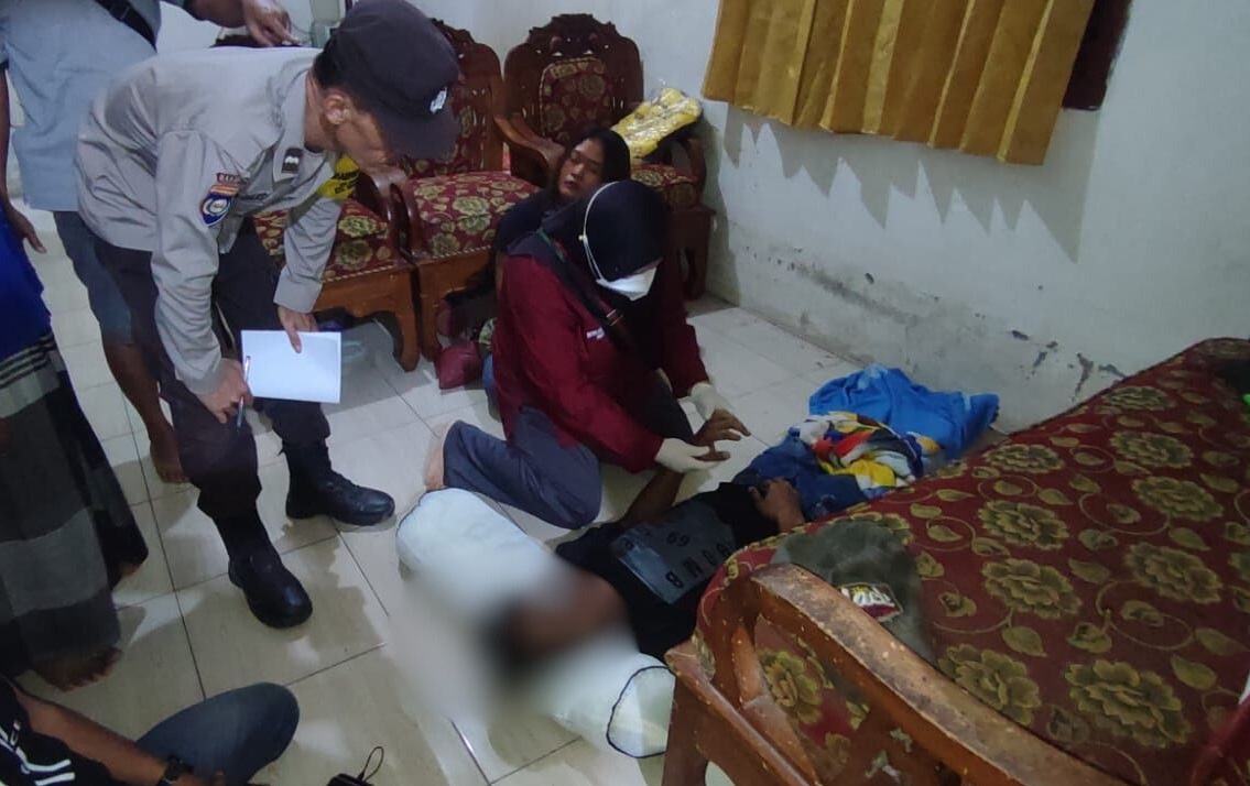 5 Warga Gumukmas Pesta Miras, Satu Orang Meninggal