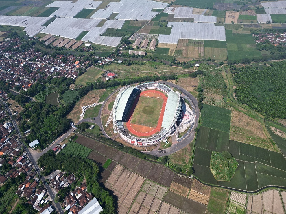 Anggaran Cat Miliaran, Stadion Jember Sport Garden Masih Belum Bersolek