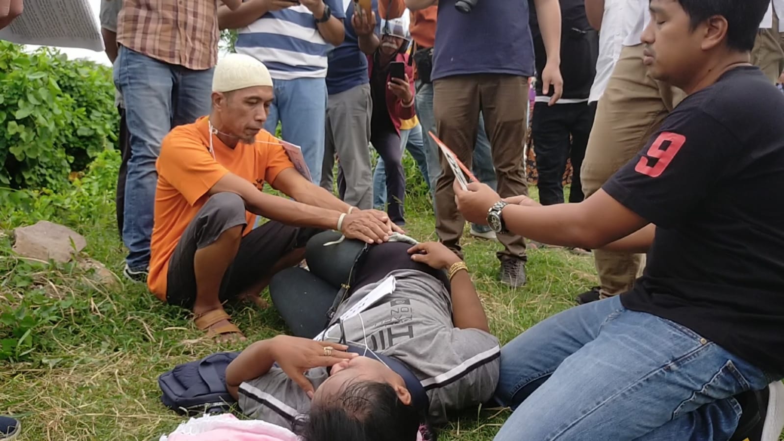 24 Adegan Rekonstruksi Kasus Anak Bunuh Ibu di Jombang Jember, Sang Anak Terlihat Menyesal