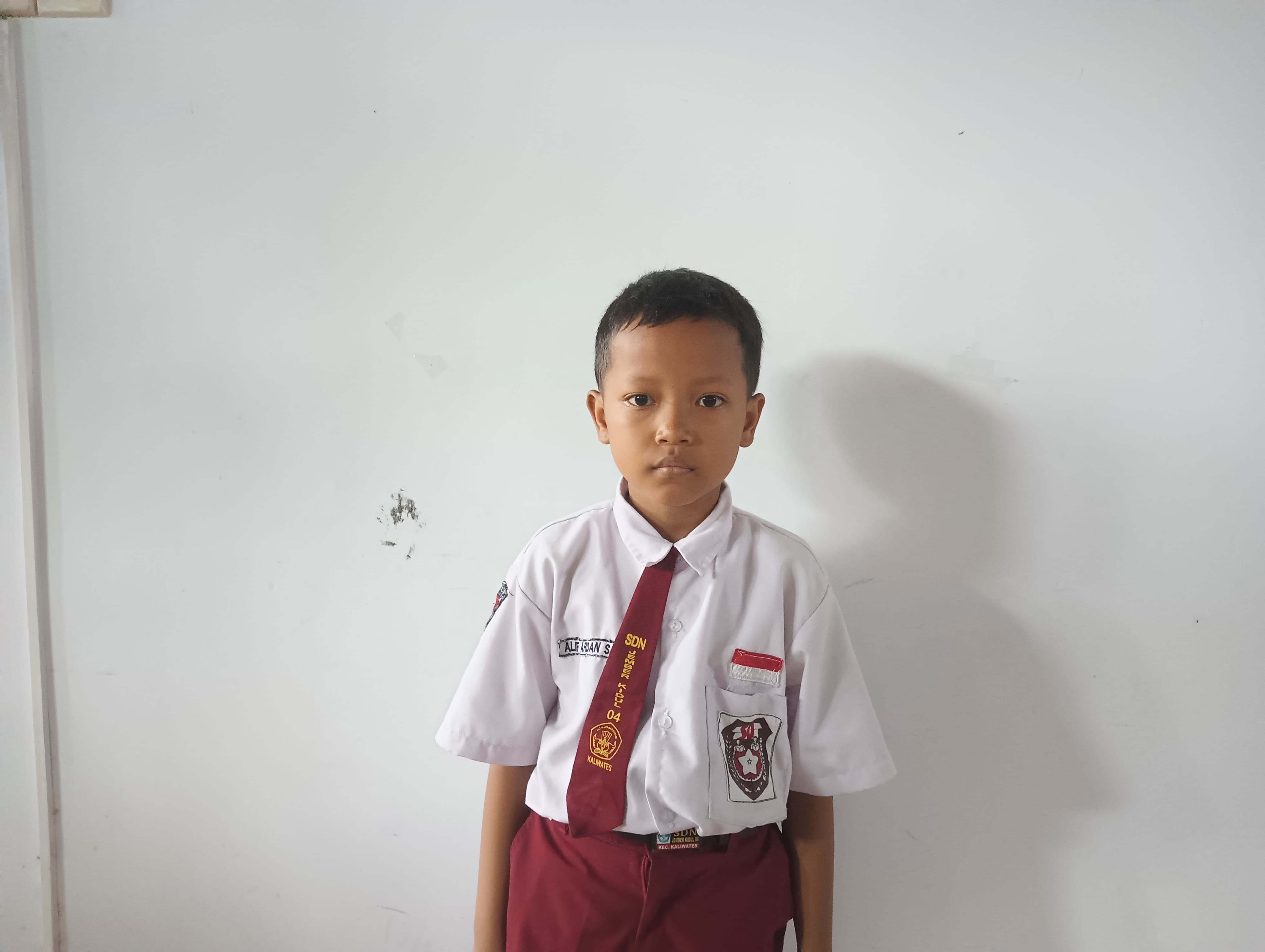 Alif Siswa SDN Jember Kidul 04 Raih Juara Sains dan Matematika di Weezmie