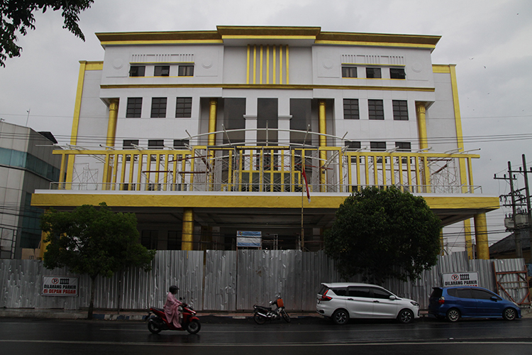 Banyak Proyek Belum Rampung, Eks Gedung BHS Jember Masih Digarap